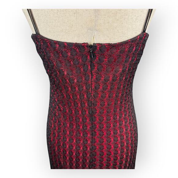 Vintage 1990's Women's Whimsigoth Red and Black Gown Evening Dress Size 8 Petite - Picture 6 of 7